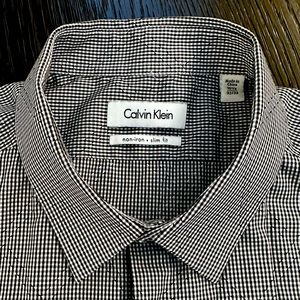 Men’s Calvin Klein Dress Shirt